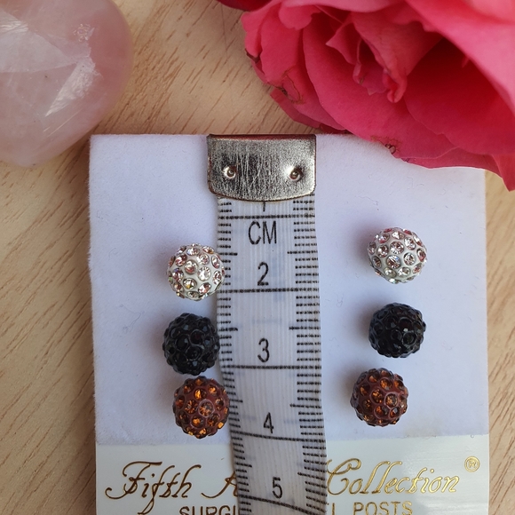 3 Pairs of Swarovski Crystal Stud Earrings - Picture 5 of 5